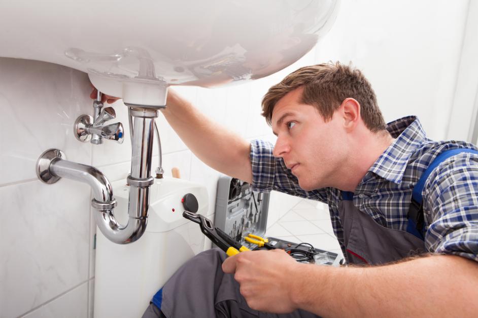 Pipes and Winter: Protecting Your Plumbing